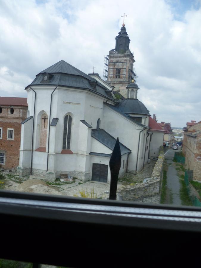 Home Hotel Kam'janec'-Podil's'kyj Esterno foto