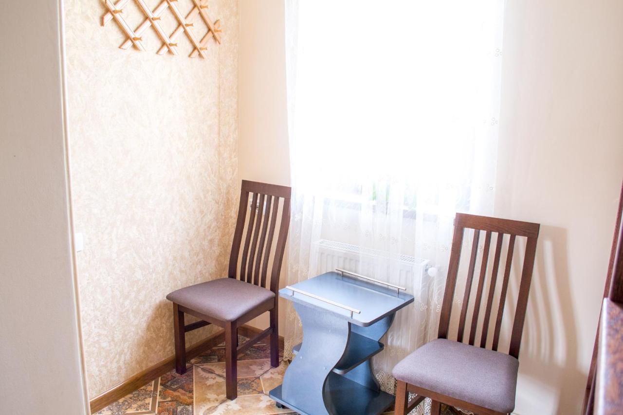 Home Hotel Kam'janec'-Podil's'kyj Esterno foto
